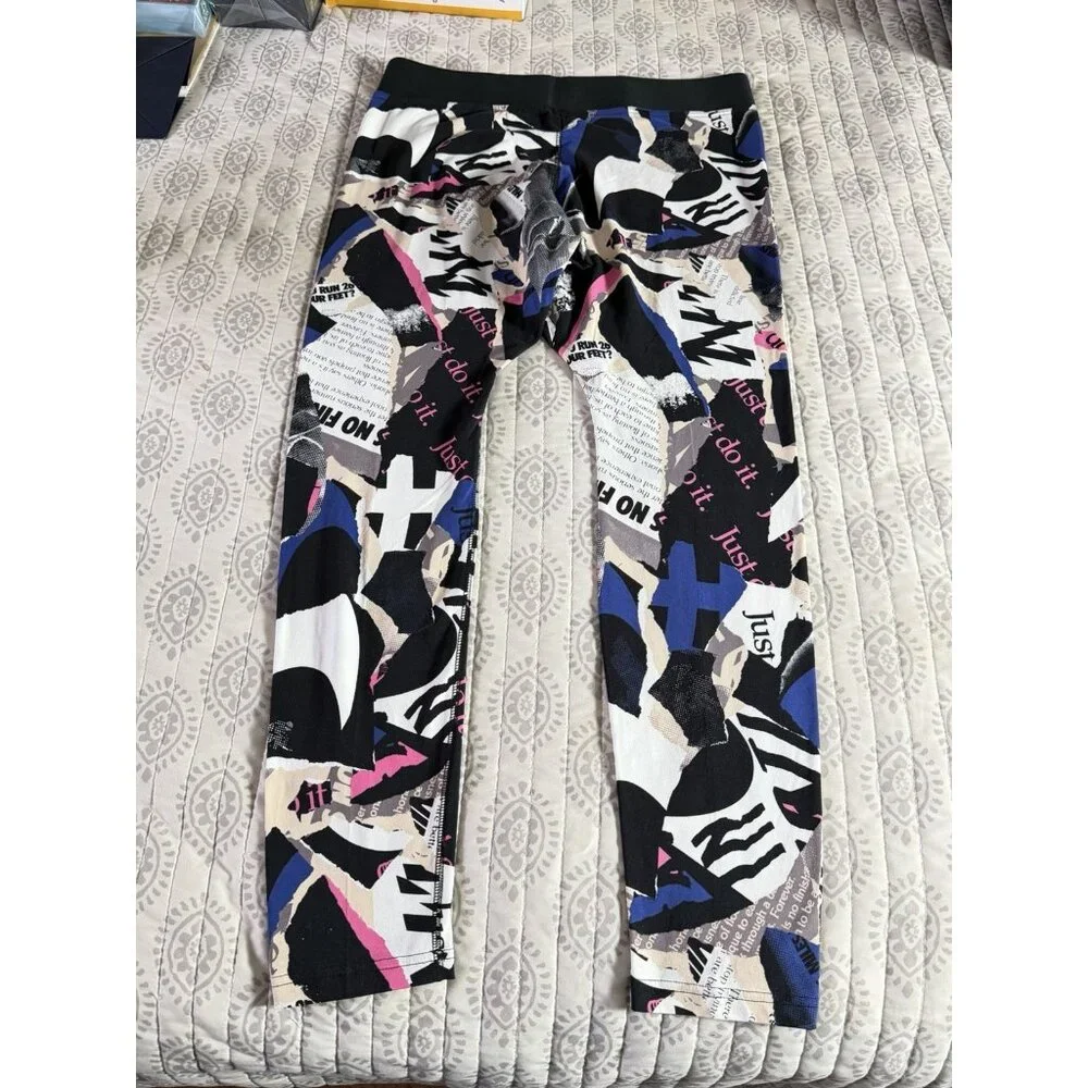 Nike Athletics Womens NEWSPAPER All Over Print Leggings Size XLarge - Picture 4 of 12